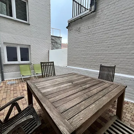 דירה 'broker' - Amazing 2 Bedroom Near The Beach *